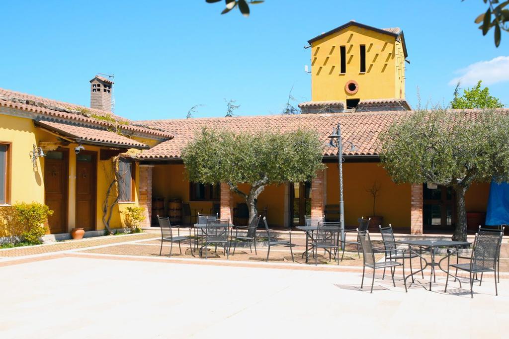 ホテルAgriturismo Macchiacupa アリアーノ・イルピーノ エクステリア 写真